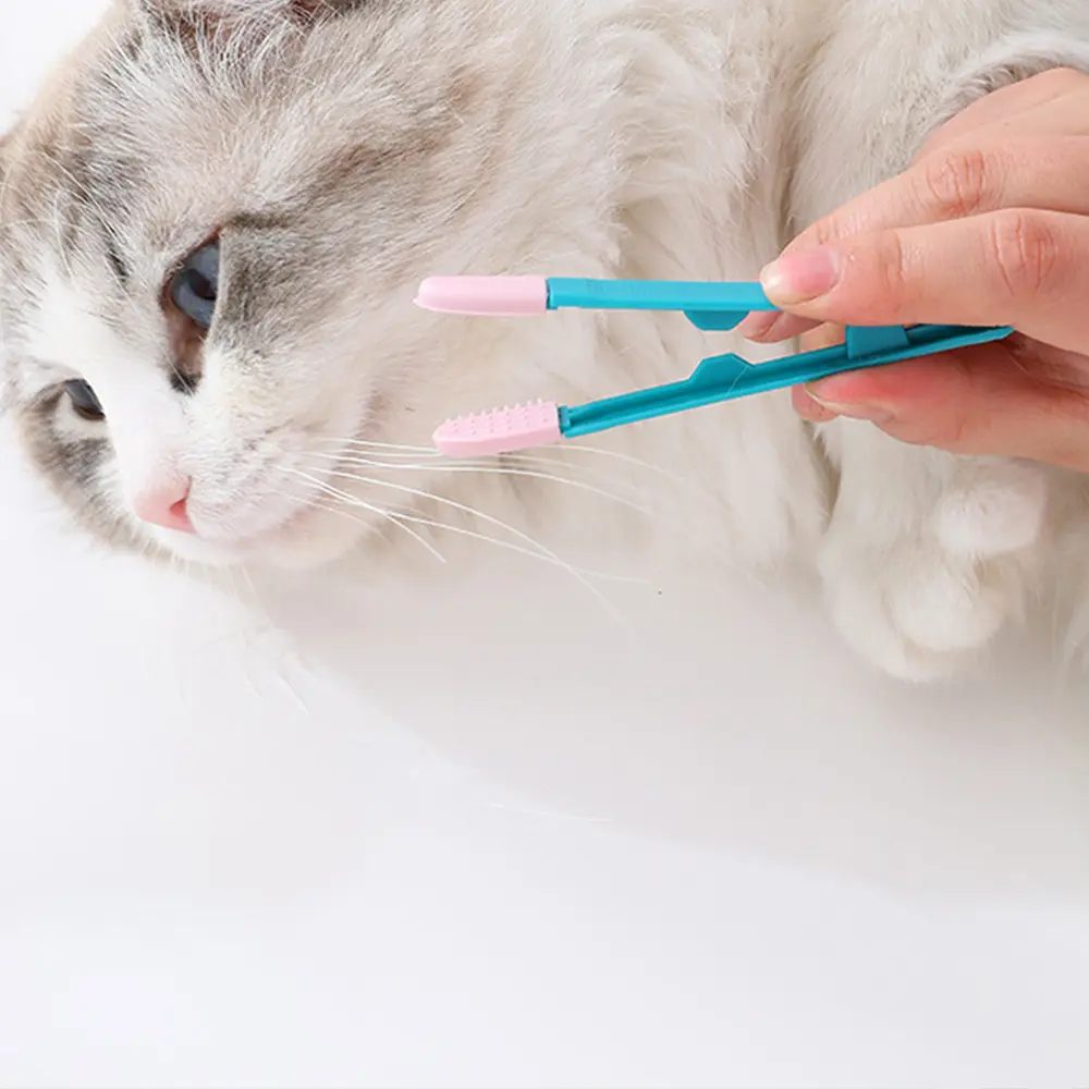 1Pcs Silicone Cat Eye Brush for Longhair and Shorthair Cats for Cleaning WhiskersAnd Eyes Cat Cleaning and Grooming Essentials
