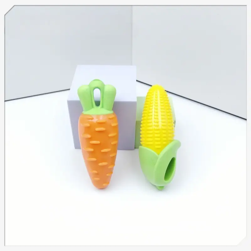 Pet Chew Toy, Simulation Vegetable Creative Sound Toys That Relieve Boredom and Resist Biting and Grinding Teeth Pet Toy