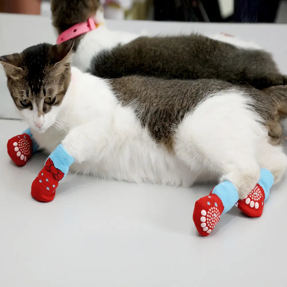 4PCS Non-Slip Knit Pet Socks - Cartoon Print & Paw Protection for Small Dogs & Cats