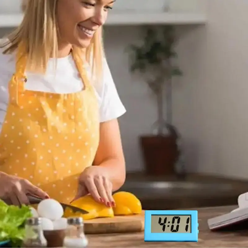 Mini LCD digital clock Silent clock Desktop triangle digital clock Suitable for kitchen, bedroom, office (no alarm function)
