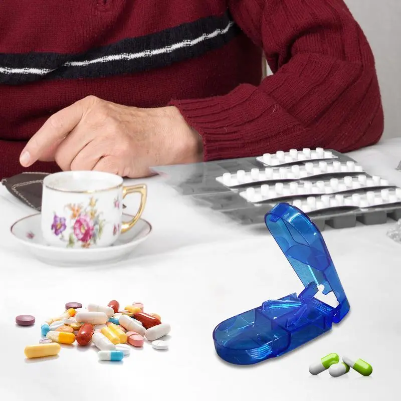 Portable pill cutter 2 in 1 pill cutter medicine storage box convenient transparent medicine dispenser travel pill box