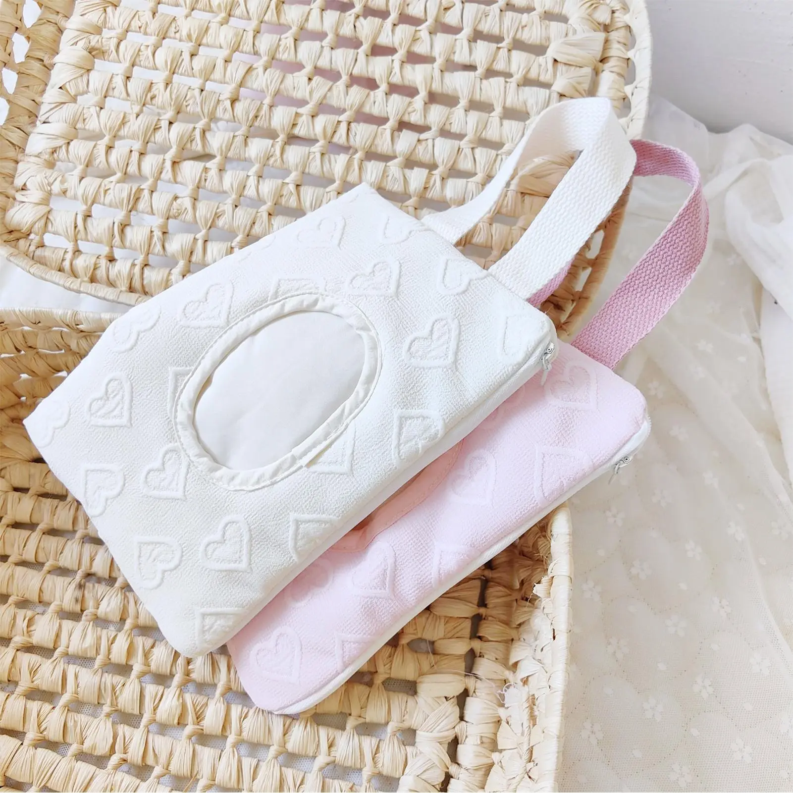 Wipes Dispenser Portable Wet Wipe Dispenser Large Capacity Napkin Storage Container Dustproof Wet Wipe Dispenser For Women Girl