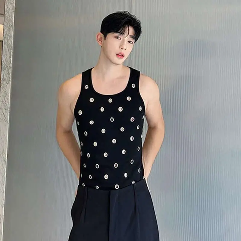 IEFB Niche Design Vest Trend Men's Hollow Out Metal Hole Personality Pullover Tank Top Korean Style Sleeveless Streetwaer 9C1564
