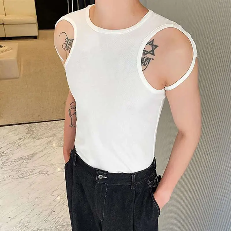 IEFB Summer Sexy Style Men's Vest Personalized Strap Design Round Neck Vests Trendy Handsome Sleeveless Top New Fashion 9C5948