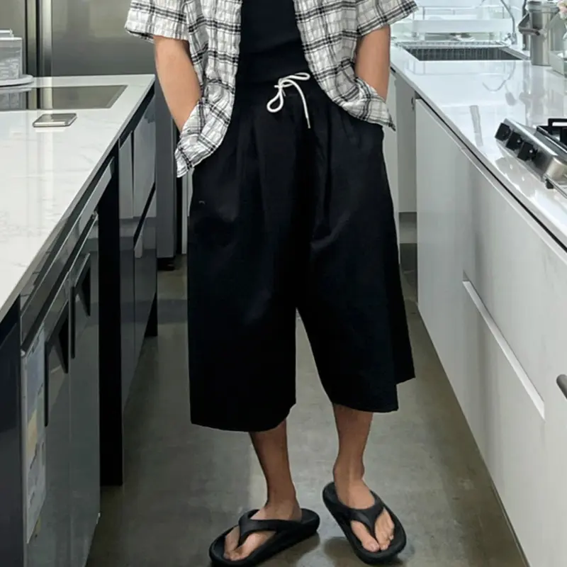 IEFB Elastic Waist Men's Shorts Solid Color Casual Wide Leg Drawstring Trousers Pleated Design Straight Menswear Korean 9W2508