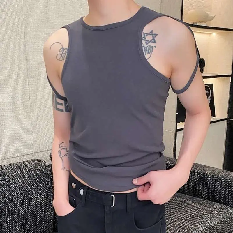 IEFB Summer Sexy Style Men's Vest Personalized Strap Design Round Neck Vests Trendy Handsome Sleeveless Top New Fashion 9C5948