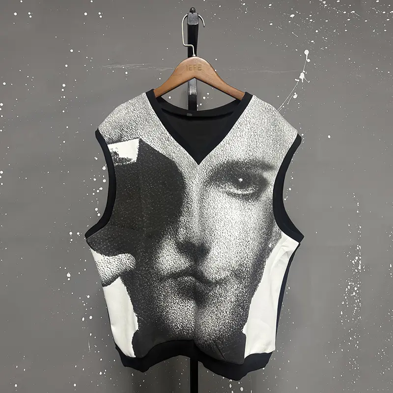IEFB New Fashion Men's Wear Two-piece Set Face Printing Trendy V-neck Sleeveless Vest Wide Leg Front Pleated Line Design 9C9233