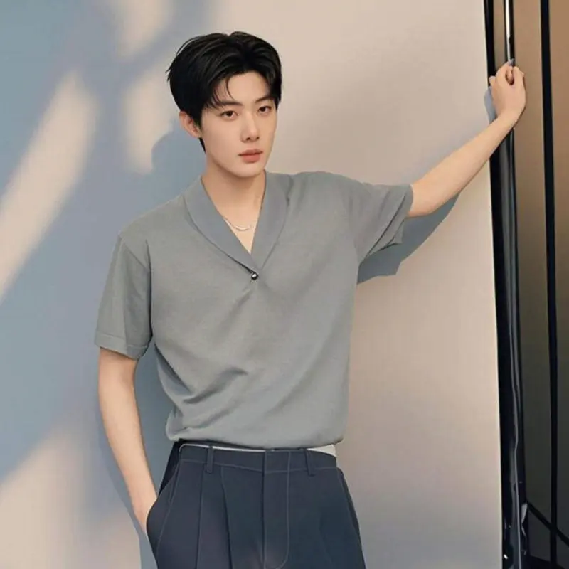 IEFB Solid Color Men's T-shirts Summer V-neck Metal Short Sleeve Casual Tees Korean Style Pullover Male Loose Tops Simple 9W3520