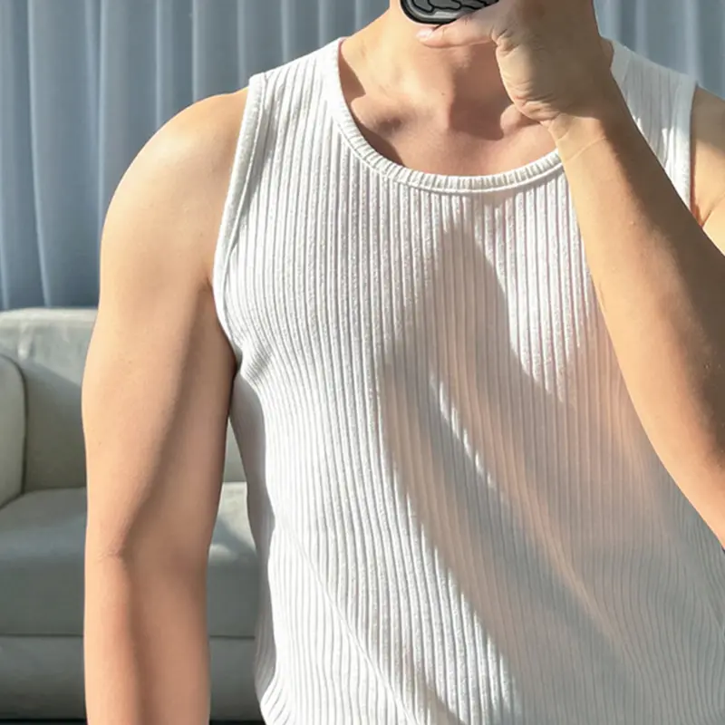IEFB Simple Men's Tank Tops Round Collar Summer Solid Color Sleeveless T-shirts Casual Korean Style Pullover Male Vests 9W3108