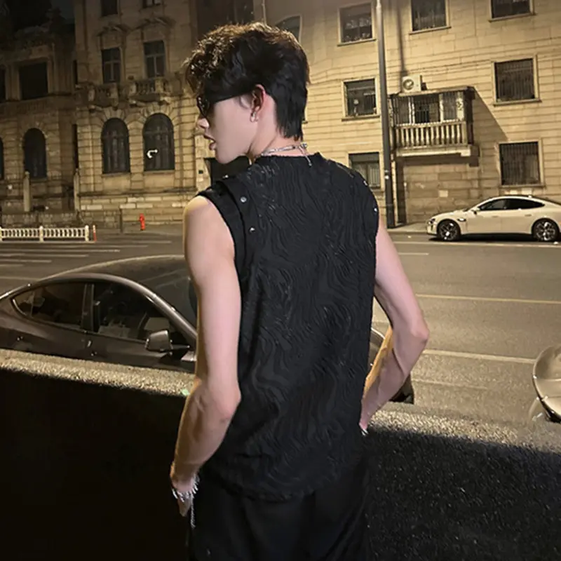 IEFB New Trendy Metal Decoration Sleeveless Men's T-shirt High Street Irregular Striped Pattern Male Texture Vest Summer 9W3733