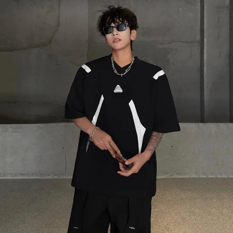 IEFB Stylish Men's T-shirts Round Neck Contrast Color Metal Patchwork Top Shoulder Padded Loose Short Sleeved Male Tees 9W3509