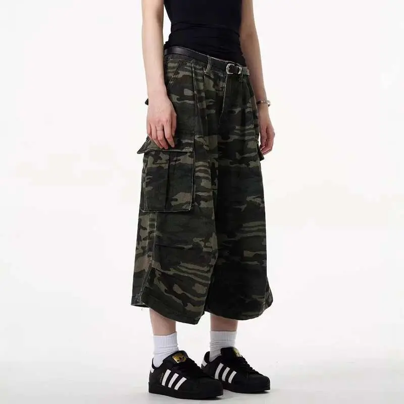IEFB New Chic Men's Short Jeans Camouflage Wide Leg Male Denim Shorts Summer Trendy Loose Fitting American Style 9W2373