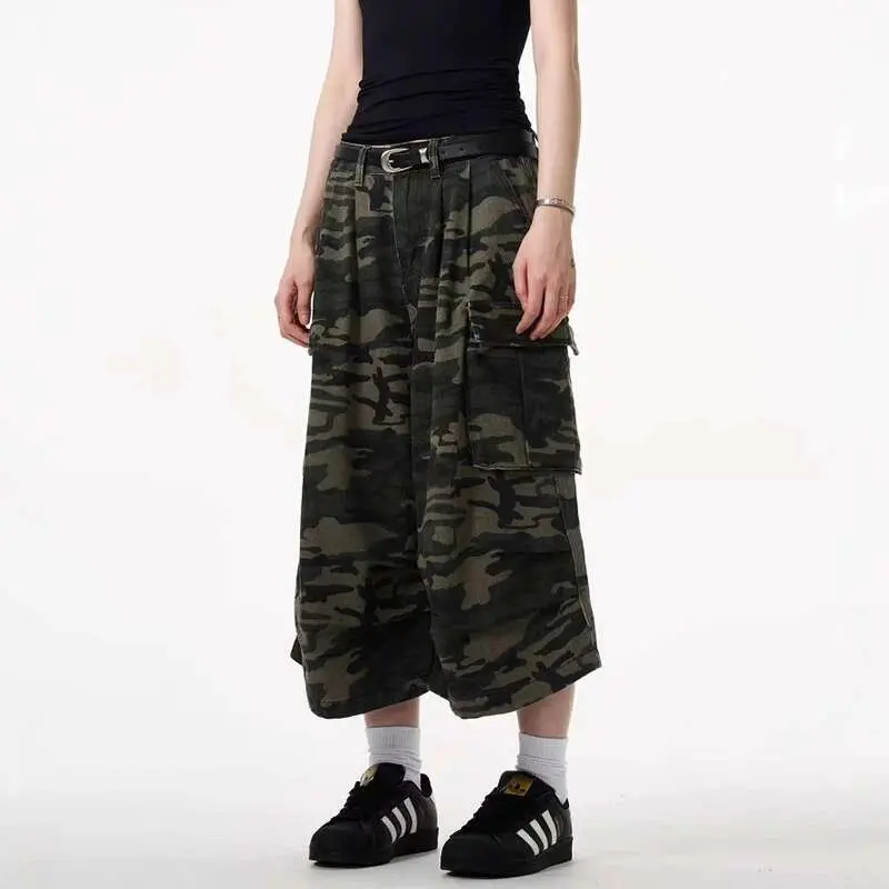 IEFB New Chic Men's Short Jeans Camouflage Wide Leg Male Denim Shorts Summer Trendy Loose Fitting American Style 9W2373