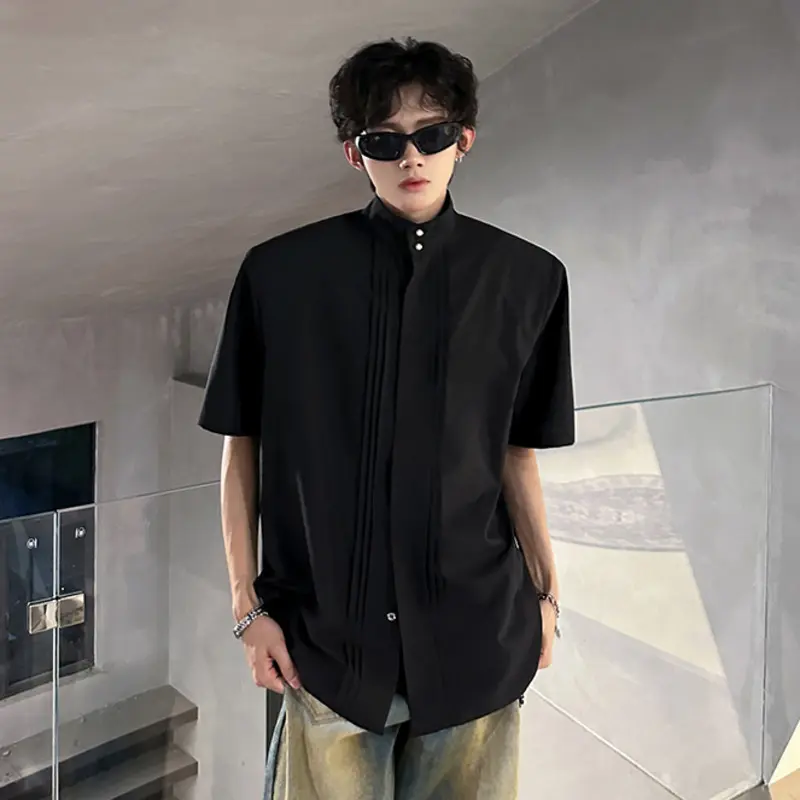 IEFB Summer Solid Color Male Shirt Short Sleeve Standing Collar Buttoned Pearl Shoulder Pads Design Pleated Men Shirts 9W3731