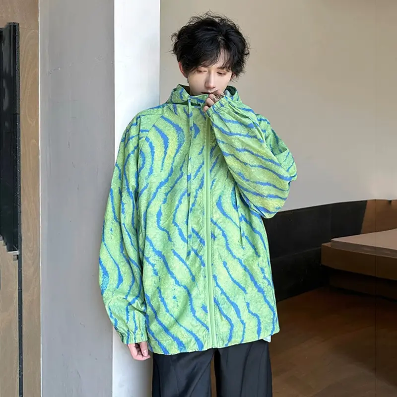 IEFB Men's Sweatshirts New Korean Style Spring Hooded Wavy Design Casual Contrast Color Male Handsome Clothing 2025 9W2132