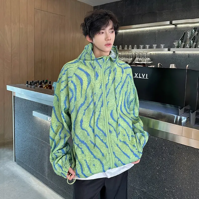 IEFB Men's Sweatshirts New Korean Style Spring Hooded Wavy Design Casual Contrast Color Male Handsome Clothing 2025 9W2132