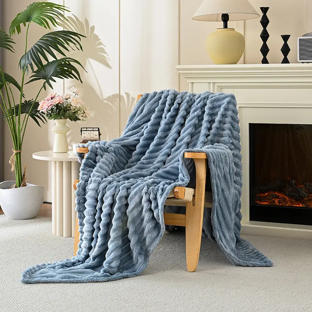 Rabbit fur Multi-functional Wool Blanket Luxury Fluffy Cozy Comfortable Warm Throw Blanket For Winter Decor Home Sofa Bedspread