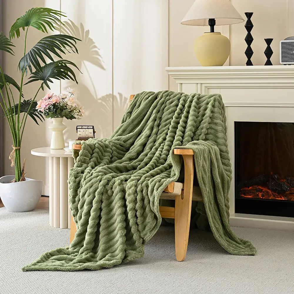 Rabbit fur Multi-functional Wool Blanket Luxury Fluffy Cozy Comfortable Warm Throw Blanket For Winter Decor Home Sofa Bedspread
