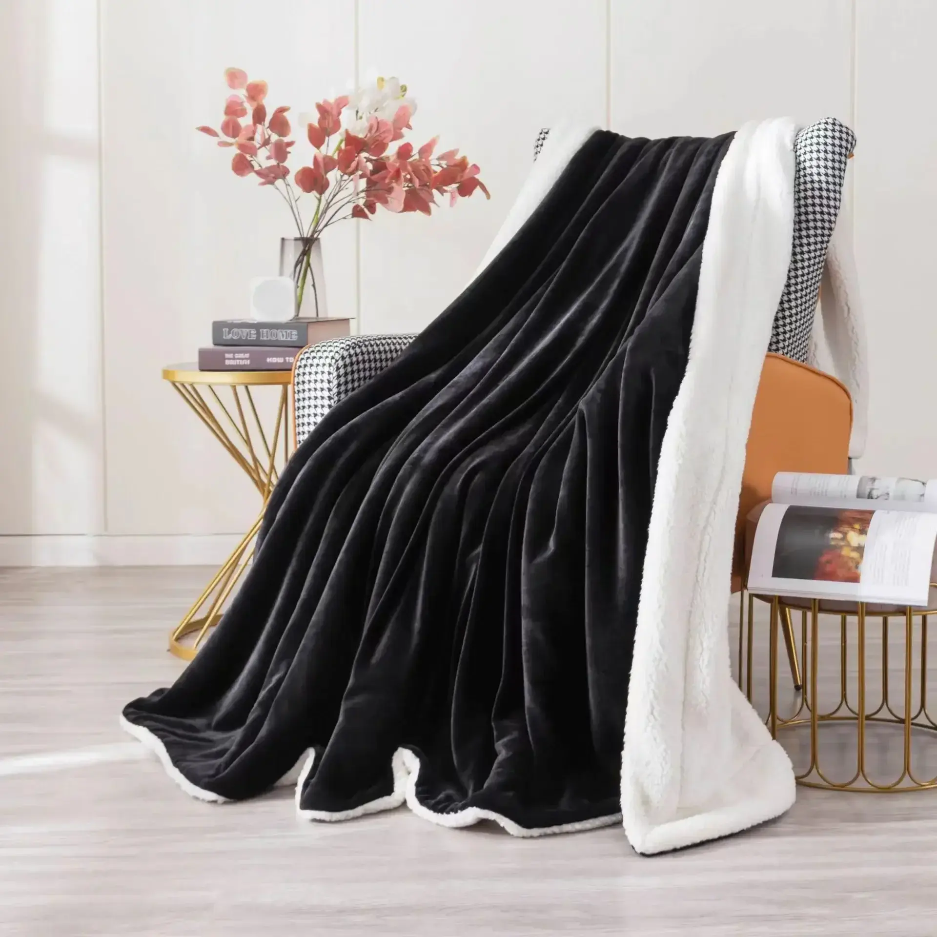 Modern And simple Plain Flannel All Seasons AB Version Wrapped Thicken Blanket Lamb Wool Falein Office Nap Blanket Warm Blanket