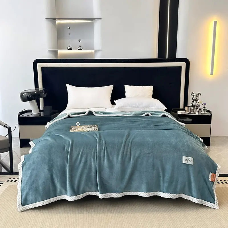 Modern Minimalist Milk Velvet Blanket All Season Universal Thick Warm Comfortable Multifunctional Air Conditioning Cover Blanket