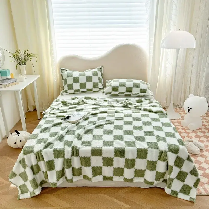 Fluffy Plaid Flannel Blanket Bedroom Sofa Throw Blanket Travel Camping Soft Plaid Multifunctional Blankets For Four Seasons