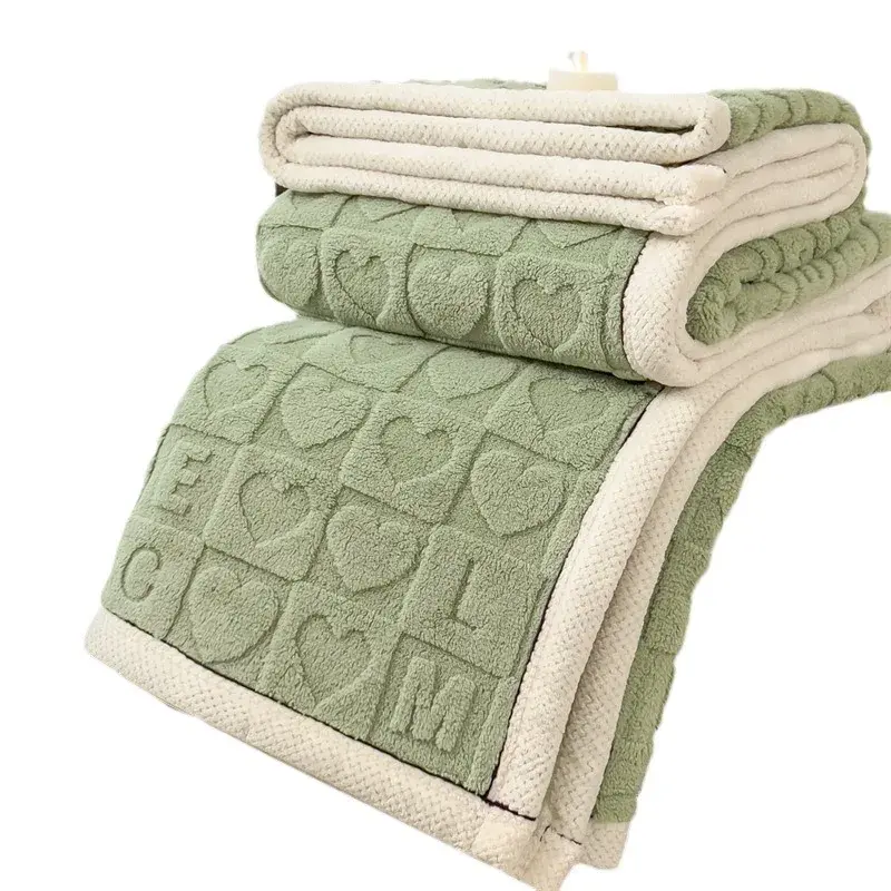 New Heart Check Blanket Cozy Thickened Nap Versatile Lightweight Comfortable Blanket Solid Color Blanket for Office Home Travel