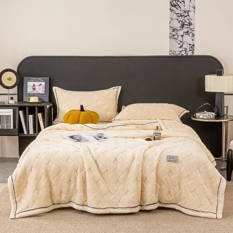 Modern And Simple Rabbit Hair Velvet Blanket Season Universal TMilk Coral Velvet Cover Blankethick Warm Office Nap Sofa Blanket