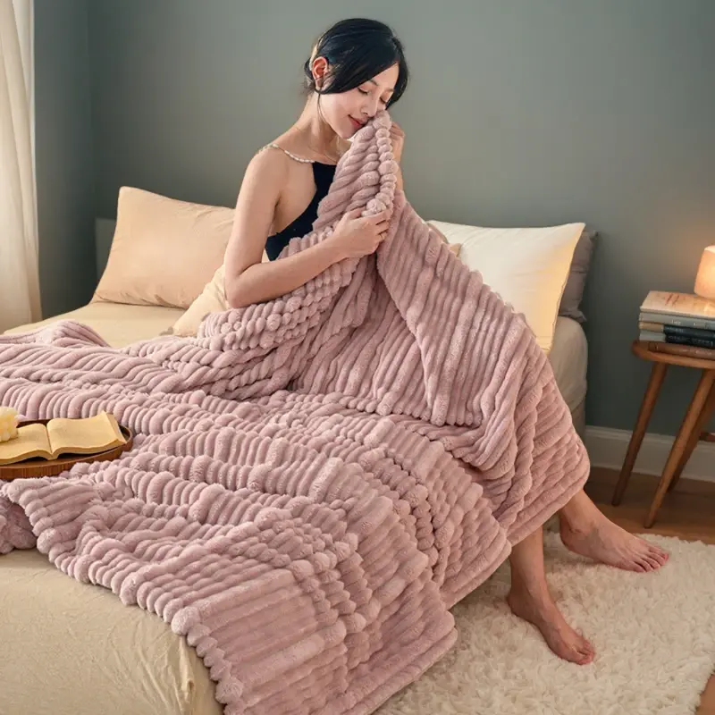 Modern Simple Milk Velvet Blanket Four Season Universal Parent-child Striped Jacquard Solid Color Office Nap Yoga Small Blanket