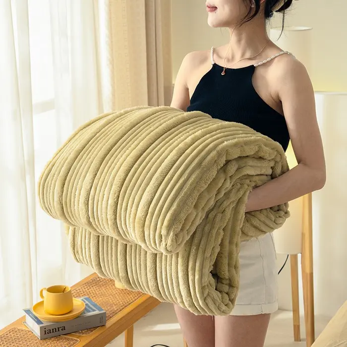 Modern Simple Milk Velvet Blanket Four Season Universal Parent-child Striped Jacquard Solid Color Office Nap Yoga Small Blanket
