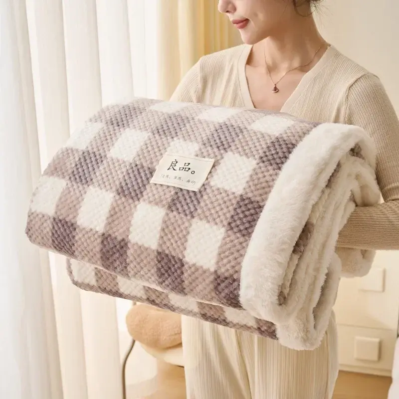 Japanese Style Checkered Milk Velvet Blanket With Four Season Universal Thick Keep Warm Comfortable Flannel Office Nap Blanket