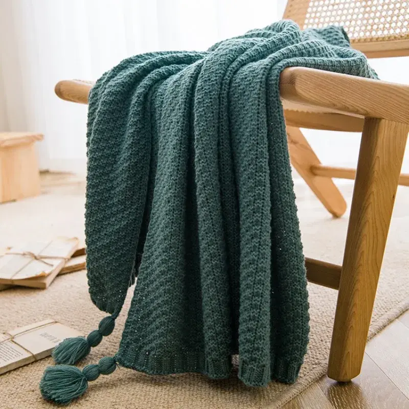 Nordic Blankets for Bed Sofa Couch Chunky Knit Bedspread Knitted Throw Blanket with Tassel Plain Color Waffle Embossed Blanket