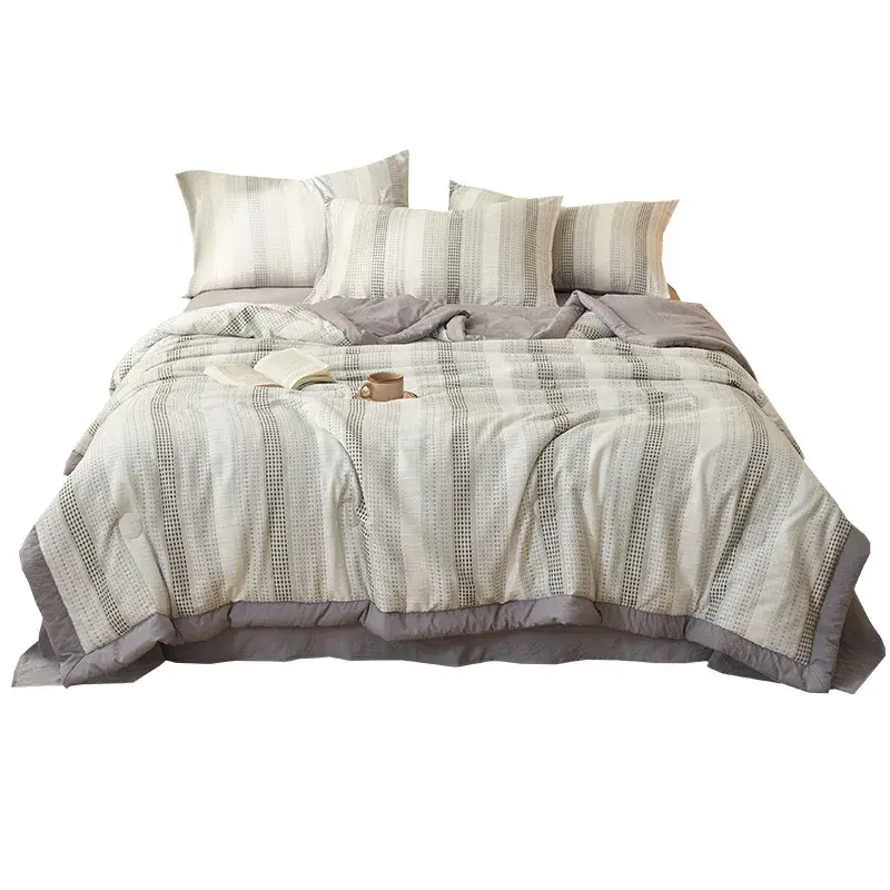 Retro Fashion Embroidered Washed Summer Quilt Luxury Mulberry Silk Fill Comfortable and Soft Breathable Cooling Technology Quilt