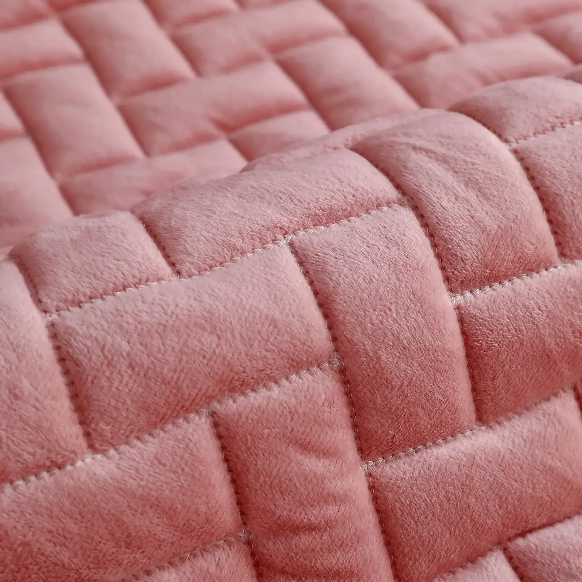 Crystal Velvet Sofa Cover Thickening Solid Color Sofa Covers for Living Room Modern Non-slip Sofa Mat Comfort Soft Couch Covers