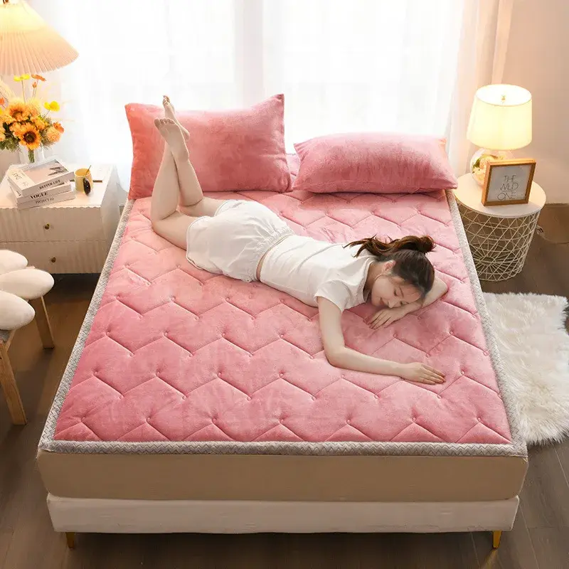 Milk Velvet Mattress Thicken Warm Winter Mattress Foldable Plush Bed Mattresses Twin King Queen Full Size Mattresses Bedding