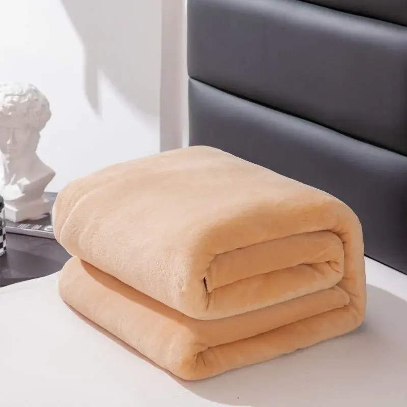Super Soft Coral Fleece Blanket 220gsm Light Weight Solid Pink Blue Faux Fur Mink Throw Sofa Cover Bedspread Flannel Blankets