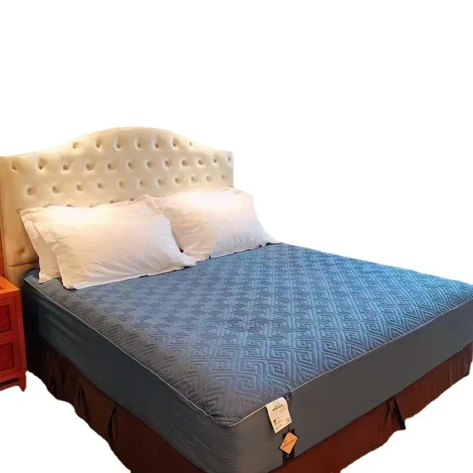 Modern Minimalist Suitable Four Seasons Quilted Mattress Cover Soft Queen King Quilted Bed Fitted Sheet Not Including Pillowcase
