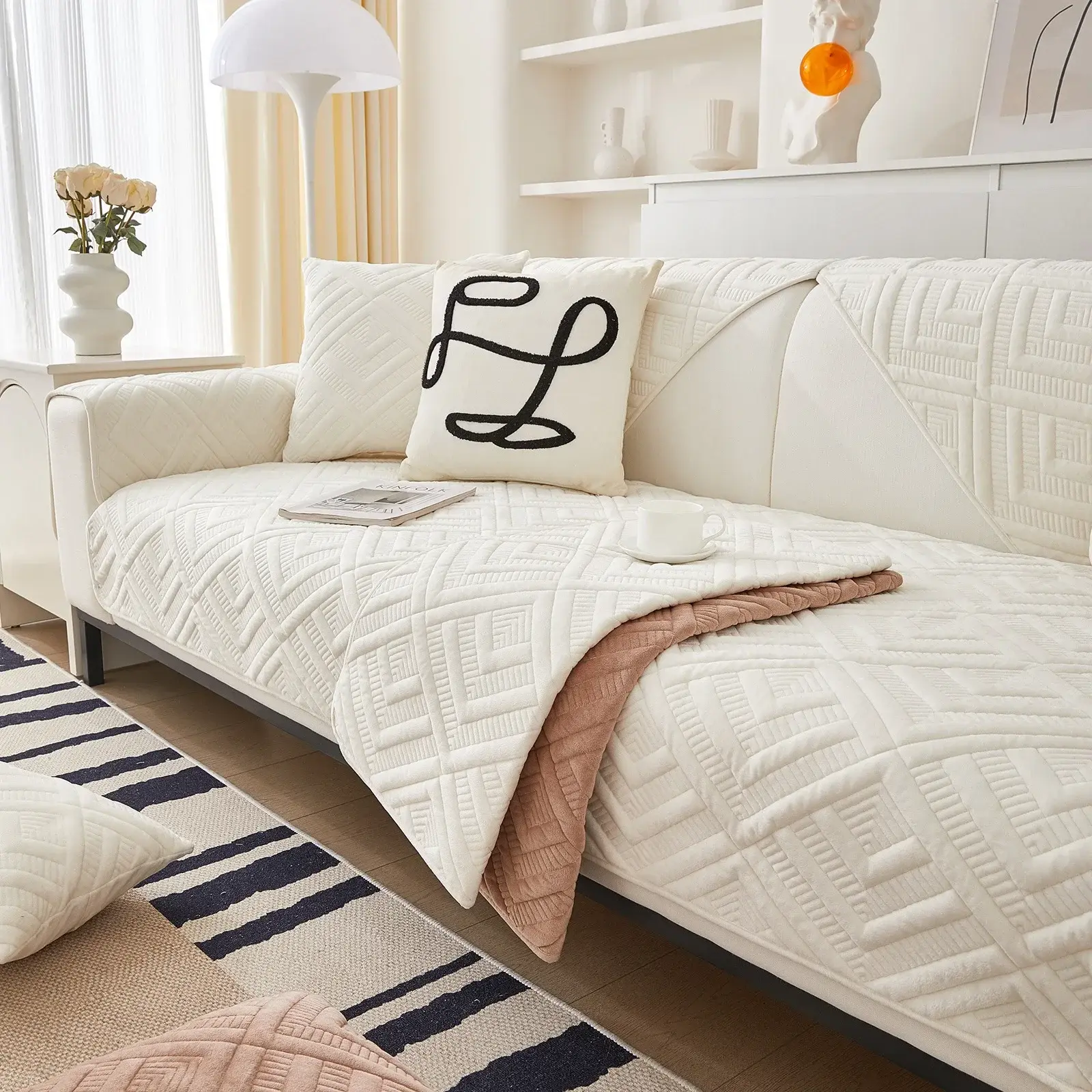 Thickened Jacquard Plush Sofa Cover Nordic Modern Plush Non-slip Sofa Cover Cushion Winter Warm Dust-proof Sofa Seat Cover Decor