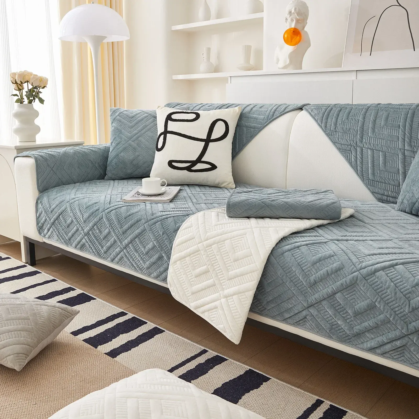 Thickened Jacquard Plush Sofa Cover Nordic Modern Plush Non-slip Sofa Cover Cushion Winter Warm Dust-proof Sofa Seat Cover Decor