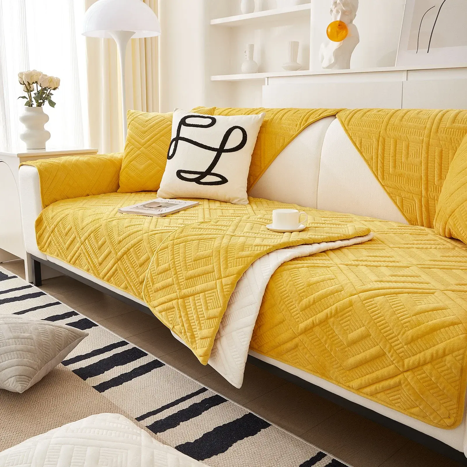 Thickened Jacquard Plush Sofa Cover Nordic Modern Plush Non-slip Sofa Cover Cushion Winter Warm Dust-proof Sofa Seat Cover Decor