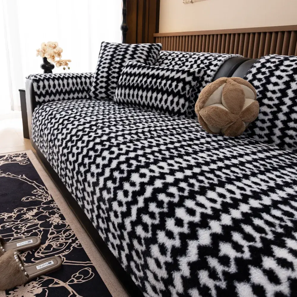 Living Home Non-slip Ethnic Style Sofa Cushion Couch Sofa Covers 2024 Winter Bohemia Slipcover Fleece Warm Sofa Mats Camping Mat