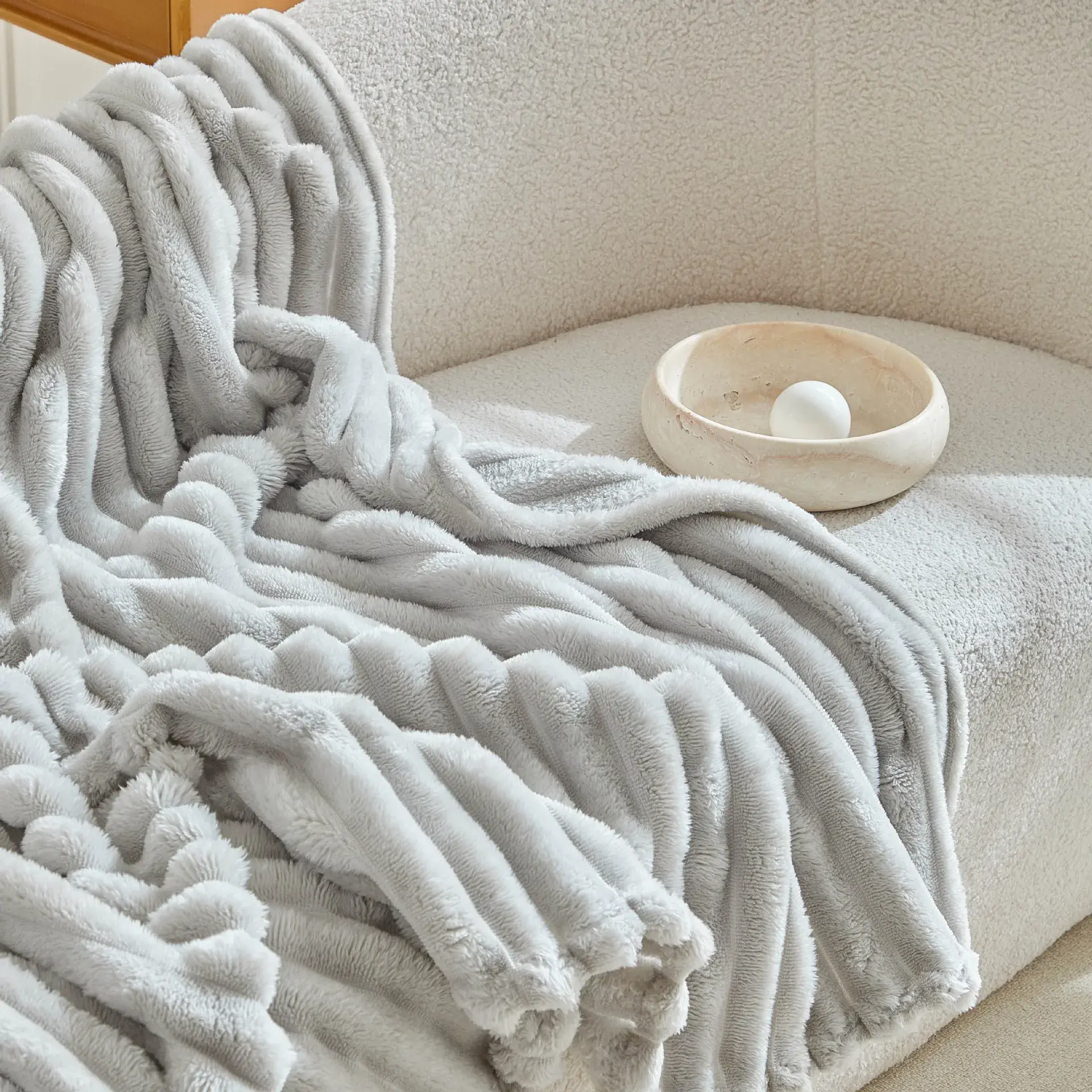 Double Sided Warm Solid Color Blanket Skin-Friendly Breathable Can Be Used As Bed Sheet Cover Blanket, Nap Blanket, Pet Blanket