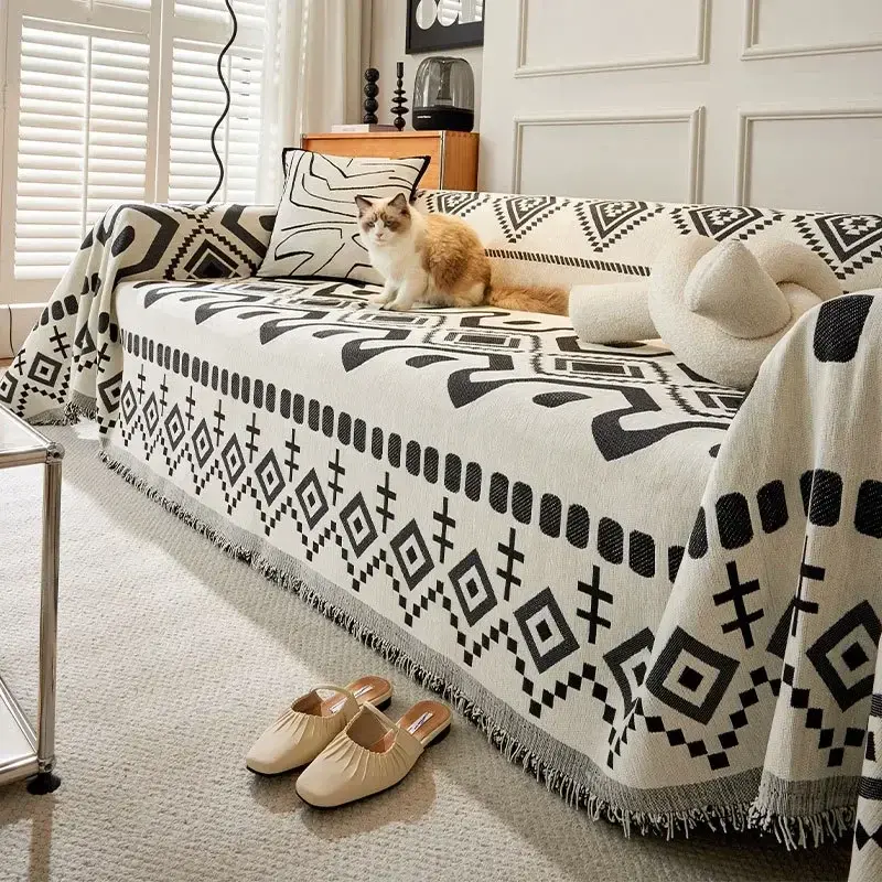 Boho Style Chenille Sofa Towel with Tassels, Double-side, for Living Room Camping Picnic Large Blanket Leisure Relax Beach Towel
