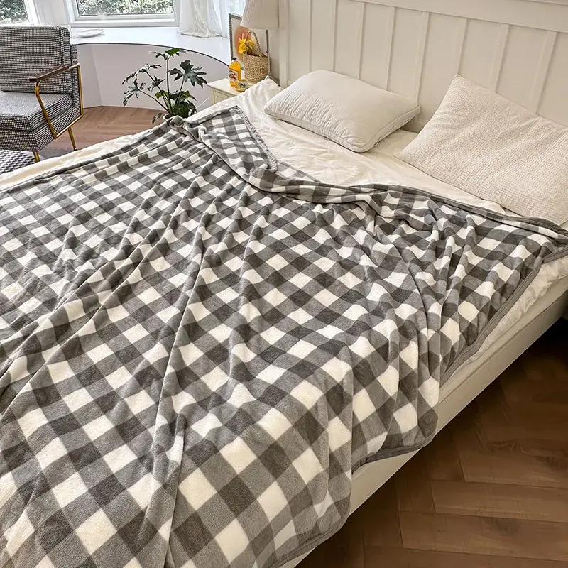 Grid Diagonal Coral Velvet Bed Blanket Nordic Short Wool Blanket Soft Warm Black White Sofa Cover Home Decoration Thin Blanket