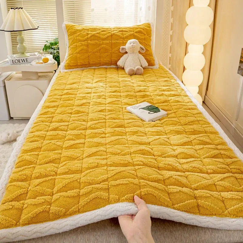 Thick Fleece Mattress Pad Warm Coral Fleece Bed Blanket Pads For Solid Color Bedsheet Protector Cover Available In Various Sizes
