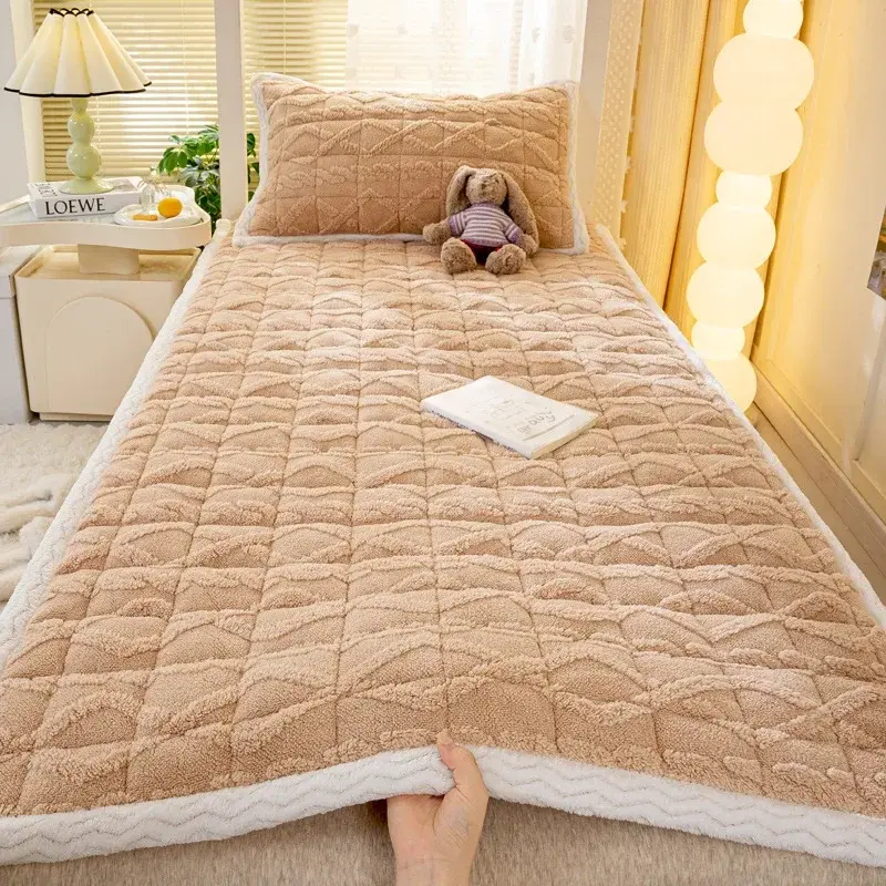 Thick Fleece Mattress Pad Warm Coral Fleece Bed Blanket Pads For Solid Color Bedsheet Protector Cover Available In Various Sizes