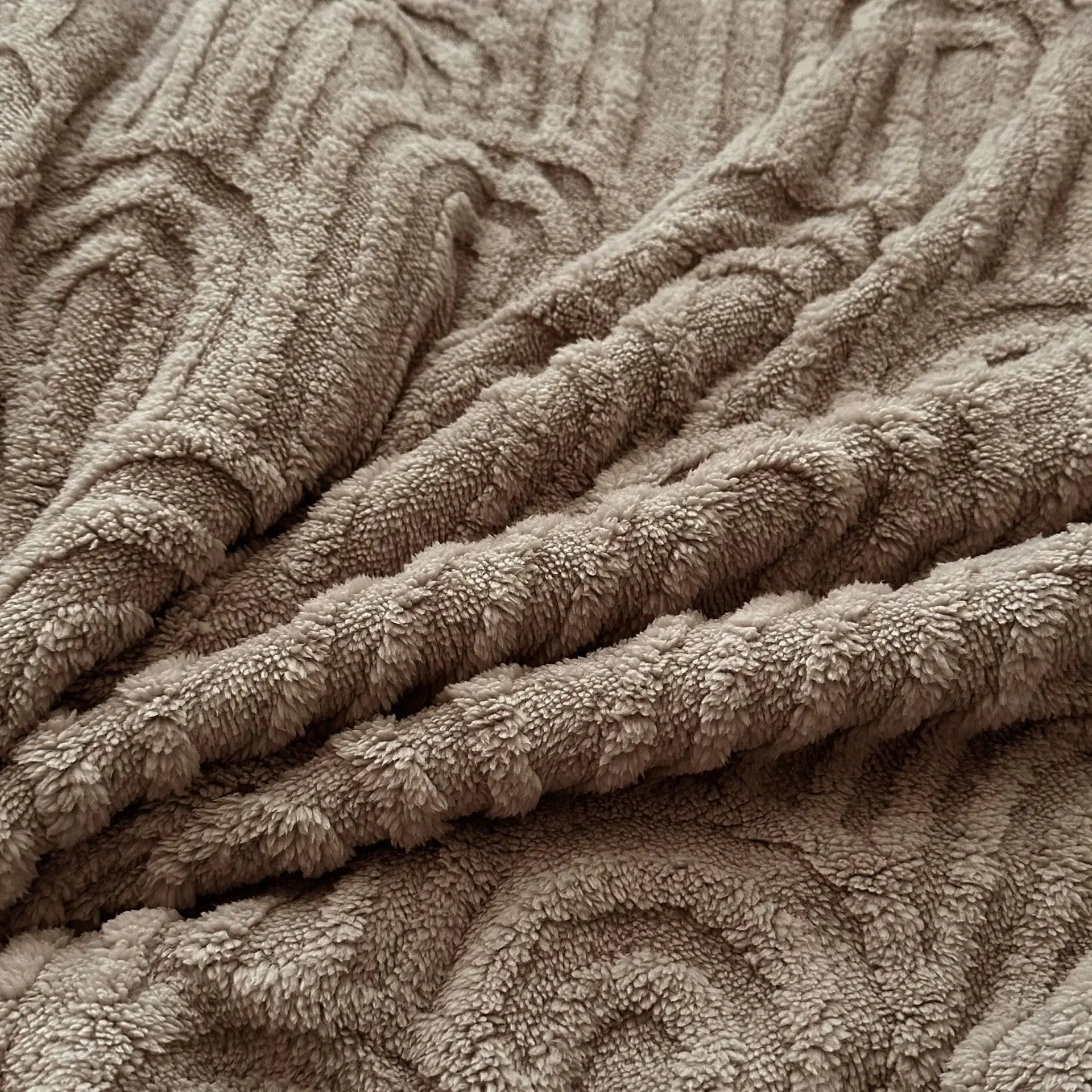 Light Luxury High-end Single-layer Crimped Tafu Fleece Blanket Nap Blanket Can Be Stored Comfortable and Soft Sofa Cover Blanket