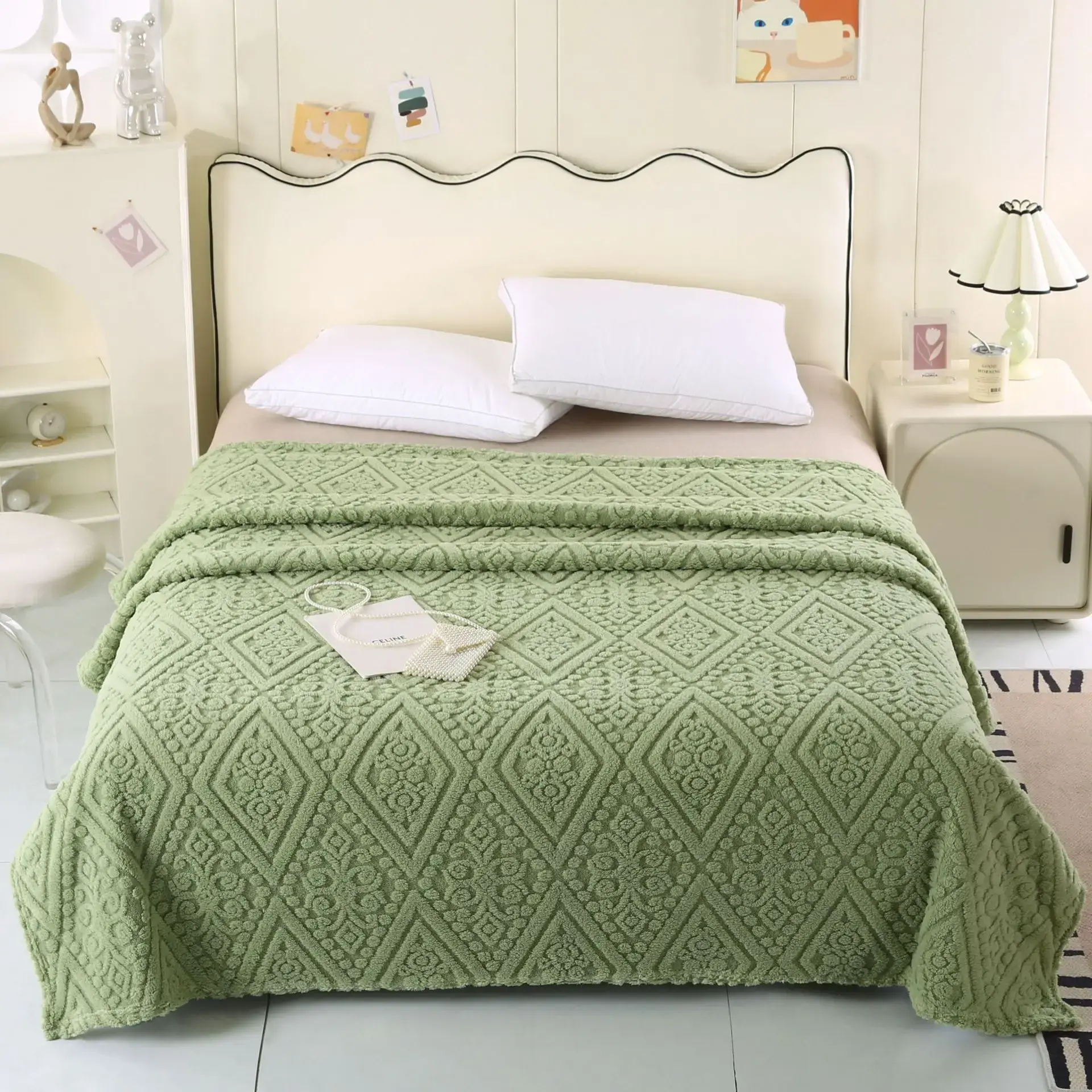Lamb Wool Blanket Thickened Warm Leisure Blanket Office Nap Comfortable Comfortable Jacquard Washable Blanket for Multiple Uses