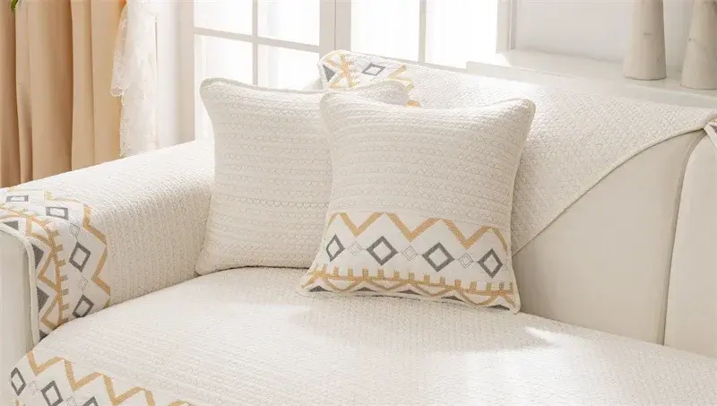 Nordic Style Sofa Cover Modern Snon-slip Couch Cover Pillow Case Pure Cotton Living Room Cotton Couch Mat Universal for Seasons