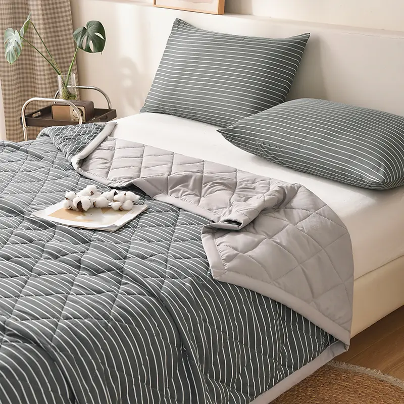 1pc Printed Duvet Summer Blanket Skin-friendly Thin Quilt Air Condition Quilt Home Soft Comforter edredon	(No Pillowcase)