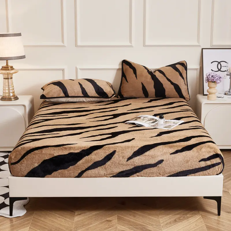 Super Soft Bedsheet Plush Fitted Sheet for Winter Warm Bed Cover Leopard Print Mattress Protector couvre lit (No Pillowcase)